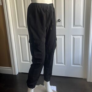 Black pants with side pockets